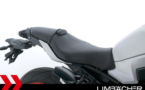 Gebrauchtmotorrad Yamaha MT-10 - Bild 25