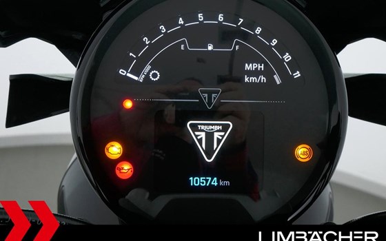 Gebrauchtmotorrad Triumph Trident 660 - Bild 12