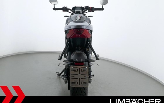 Gebrauchtmotorrad Triumph Trident 660 - Bild 19