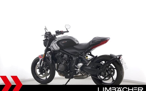 Gebrauchtmotorrad Triumph Trident 660 - Bild 6