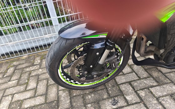 Gebrauchtmotorrad Kawasaki Z1000 - Bild 12