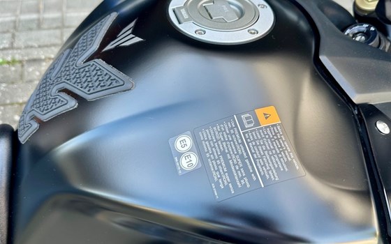 Gebrauchtmotorrad Yamaha MT-09 - Bild 8