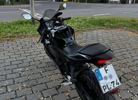 Gebrauchtmotorrad Yamaha R125 - Bild 9