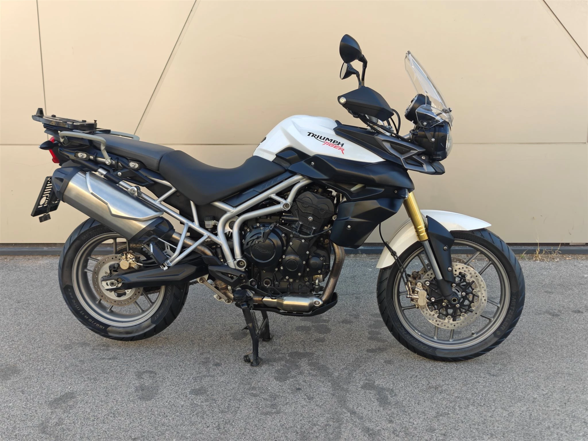 Triumph Tiger 800
