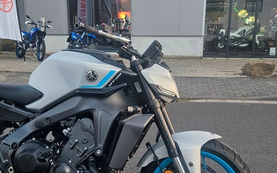 Gebrauchtmotorrad Yamaha MT-09 - Bild 3