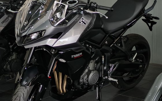 Gebrauchtmotorrad Triumph Tiger Sport 800 - Bild 2