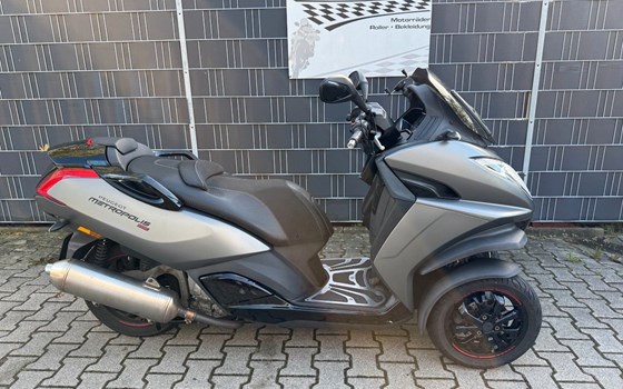 Gebrauchtmotorrad Peugeot Metropolis 400 - Bild 1