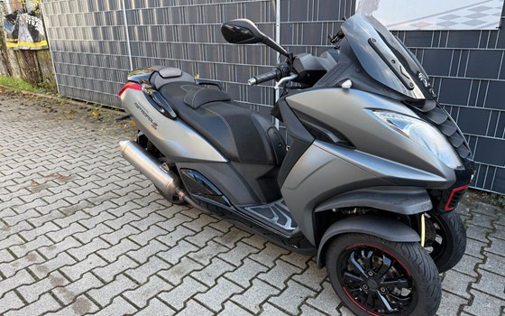 Gebrauchtmotorrad Peugeot Metropolis 400 - Bild 2