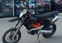 Neumotorrad KTM 690 SMC R