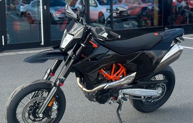 KTM 690 SMC R