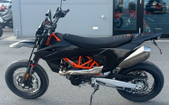 Neufahrzeug KTM 690 SMC R - Bild 5