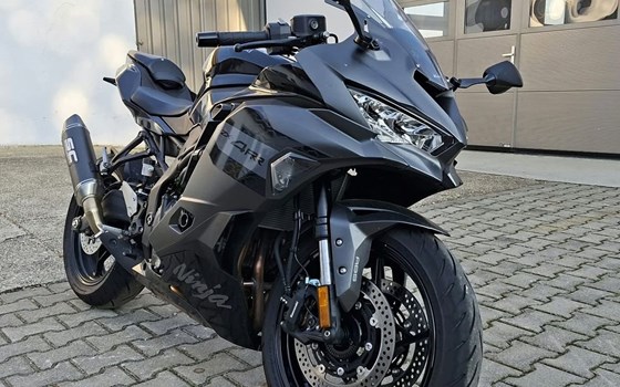 Gebrauchtmotorrad Kawasaki Ninja ZX-4RR - Bild 1