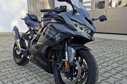 Kawasaki Ninja ZX-4RR