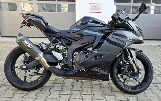 Gebrauchtmotorrad Kawasaki Ninja ZX-4RR - Bild 3