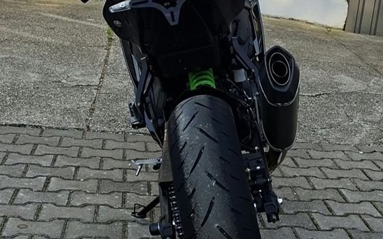 Gebrauchtmotorrad Kawasaki Ninja ZX-4RR - Bild 5