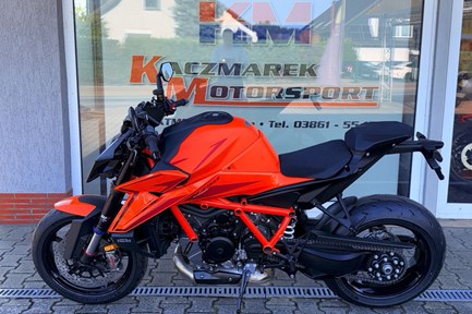 KTM 1390 Super Duke R EVO