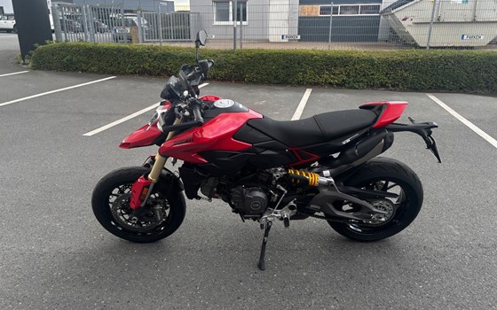 Gebrauchtmotorrad Ducati Hypermotard V2 - Bild 4