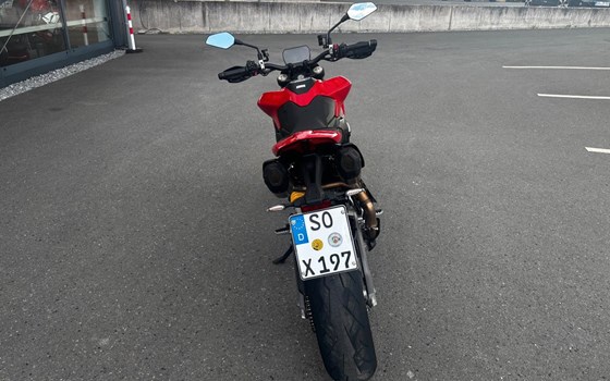 Gebrauchtmotorrad Ducati Hypermotard V2 - Bild 6