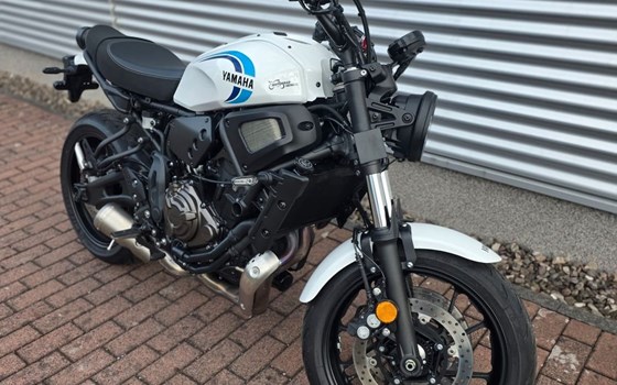 Gebrauchtmotorrad Yamaha XSR700 - Bild 11