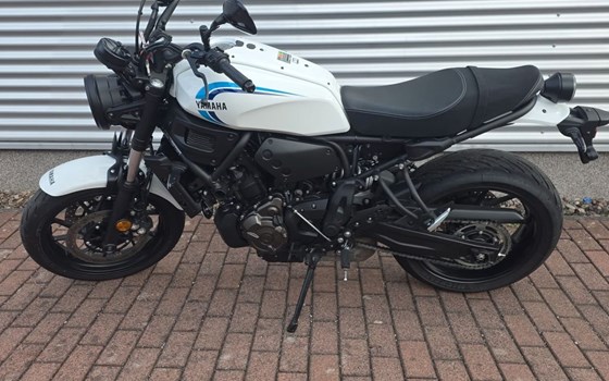 Gebrauchtmotorrad Yamaha XSR700 - Bild 2
