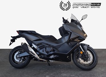 Neumotorrad Honda Forza 750