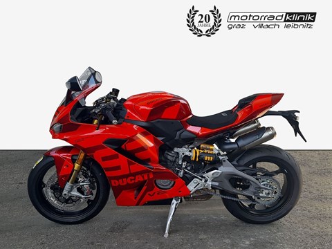 Ducati Panigale V2 MM93