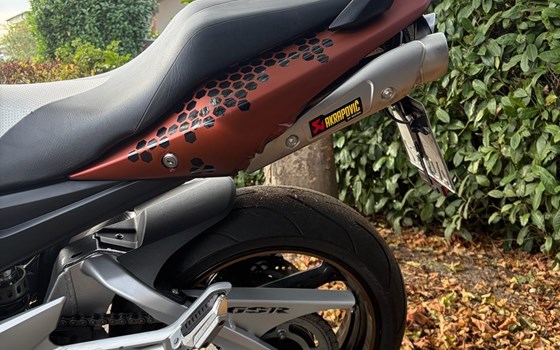 Gebrauchtmotorrad Suzuki GSR 600 - Bild 2