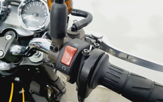 Gebrauchtmotorrad Kawasaki Z900 RS - Bild 14