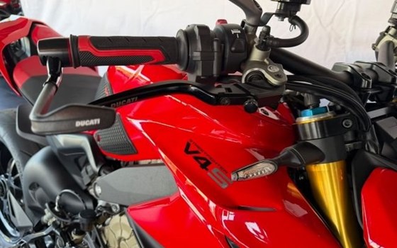 Gebrauchtmotorrad Ducati Streetfighter V4 S - Bild 5