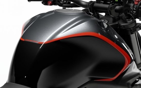 Neufahrzeug Ducati Monster + - Bild 5