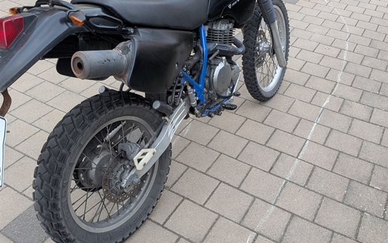 Gebrauchtmotorrad Suzuki DR 350 SE - Bild 3