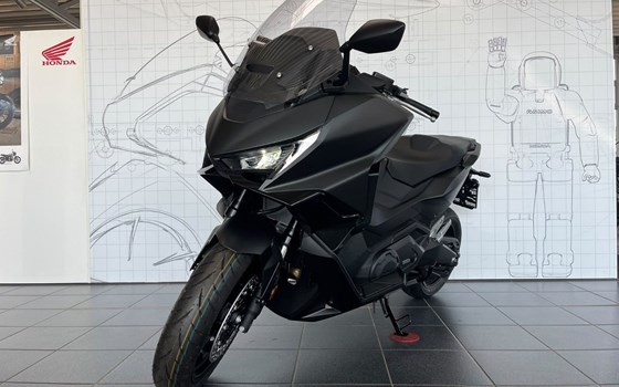 Gebrauchtmotorrad Honda Forza 750 - Bild 1