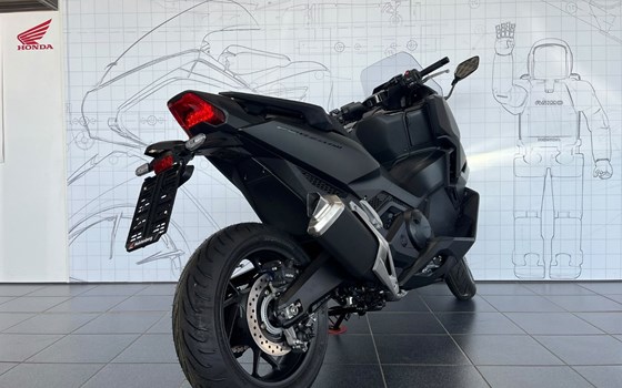 Gebrauchtmotorrad Honda Forza 750 - Bild 3