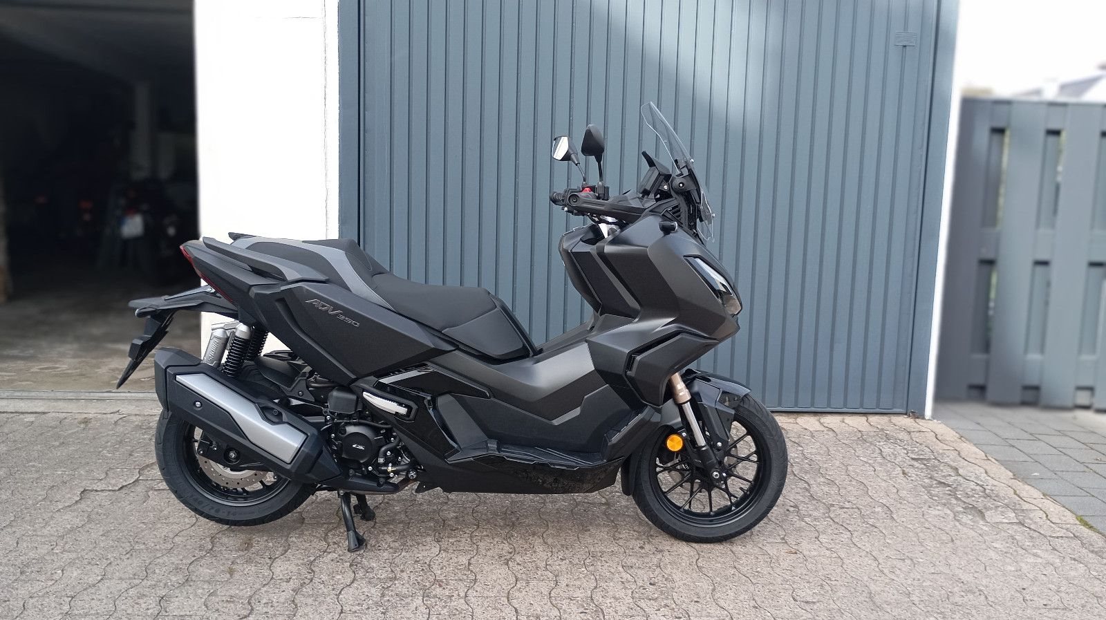 Honda ADV350