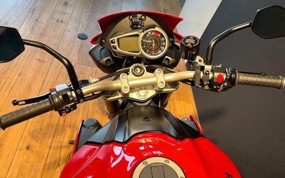 Gebrauchtmotorrad Triumph Speed Triple 1050 - Bild 4