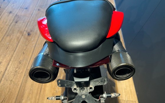 Gebrauchtmotorrad Triumph Speed Triple 1050 - Bild 5