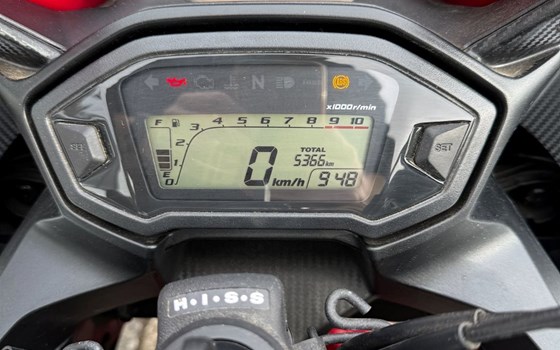 Gebrauchtmotorrad Honda CBR500R - Bild 3