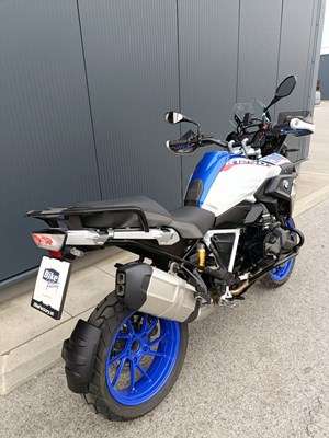 BMW R 1250 GS (light-white/racing-blue met/racing-red) - Bild 8