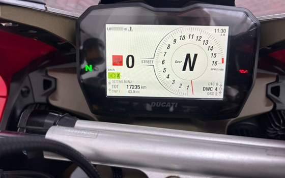 Gebrauchtmotorrad Ducati Panigale V4 S - Bild 3