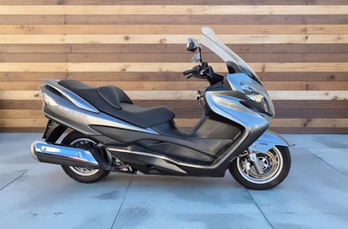 Suzuki Burgman 400