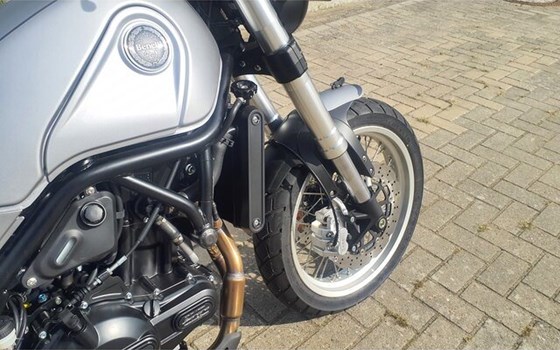 Gebrauchtmotorrad Benelli Leoncino 500 Trail - Bild 8