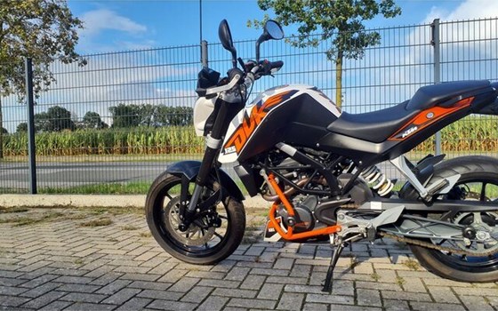 Gebrauchtmotorrad KTM 125 Duke - Bild 10