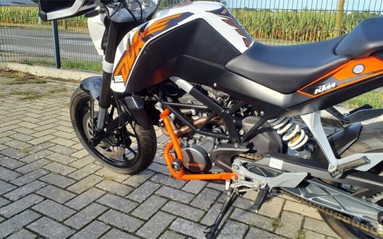 Gebrauchtmotorrad KTM 125 Duke - Bild 12