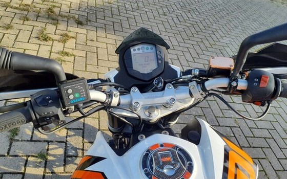 Gebrauchtmotorrad KTM 125 Duke - Bild 18