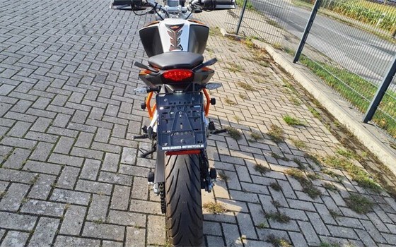 Gebrauchtmotorrad KTM 125 Duke - Bild 6