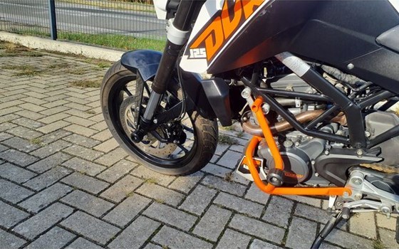 Gebrauchtmotorrad KTM 125 Duke - Bild 8