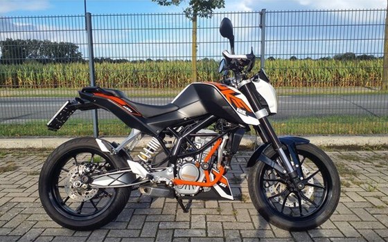 Gebrauchtmotorrad KTM 125 Duke - Bild 9