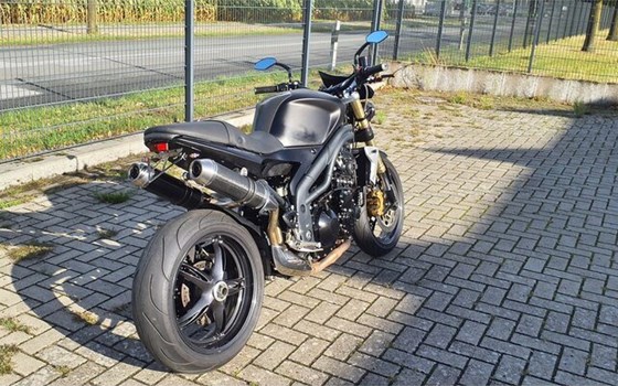 Gebrauchtmotorrad Triumph Speed Triple 1050 - Bild 13