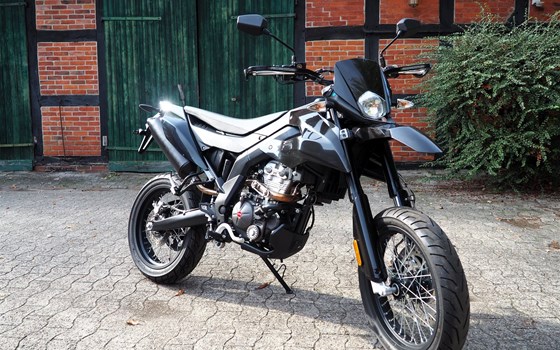 Gebrauchtmotorrad Aprilia SX 125 - Bild 2