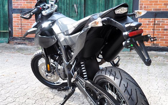 Gebrauchtmotorrad Aprilia SX 125 - Bild 9